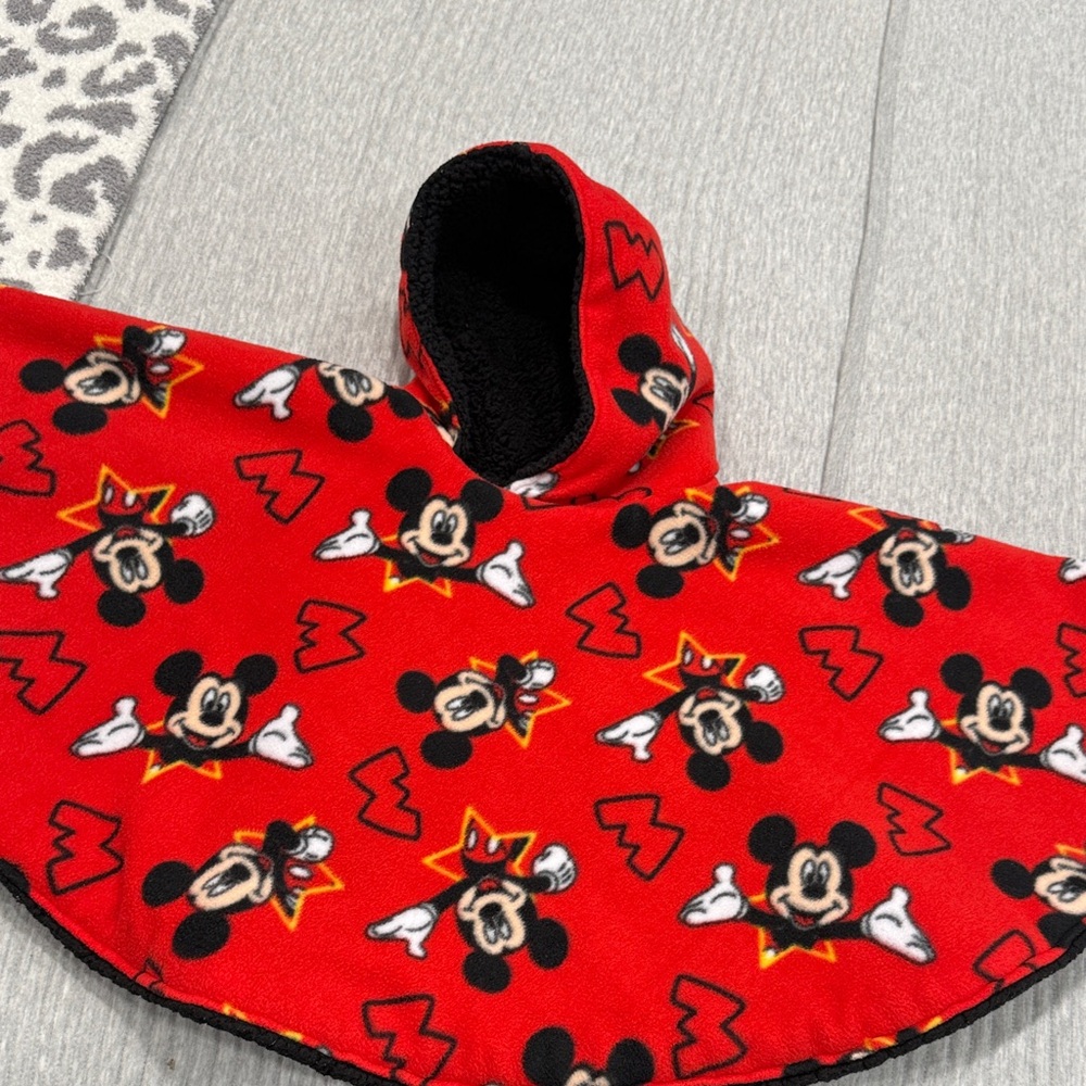 Red Mickey Mouse Fleece Hooded Poncho